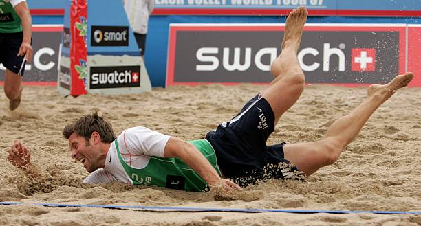 郎平姓氏的读音与历史渊源探析