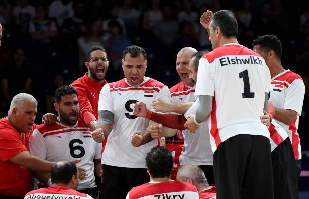 沙滩排球场地与室内排球场地尺寸差异