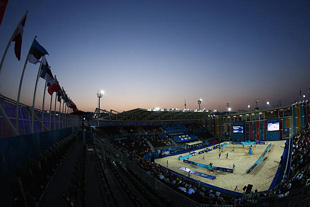 带有叙事性,强调教师的专业成长过程