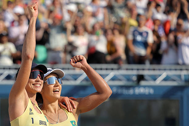 排球小白也能学会！中考排球基础训练视频教程