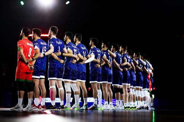 排球场地线的布局：从端线到中线的完整介绍