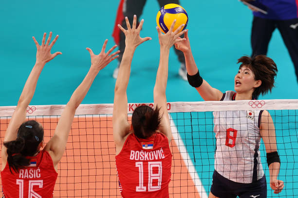 赵蕊蕊的职业生涯回顾：从哪一届世锦赛开始崭露头角？