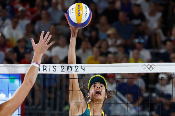 垫排球技巧视频教学：中考体育提分利器