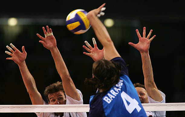 惠若琪退役后仍力挺朱婷：她是最优秀的排球运动员