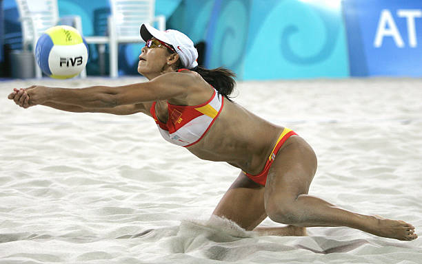 周晓兰真实身高曝光，网友热议不断！