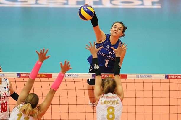 腾讯排球直播频道:专业解说+多角度回放,观赛体验升级!