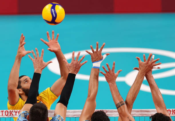 从训练场到婚礼现场:魏秋月袁灵犀的爱情轨迹