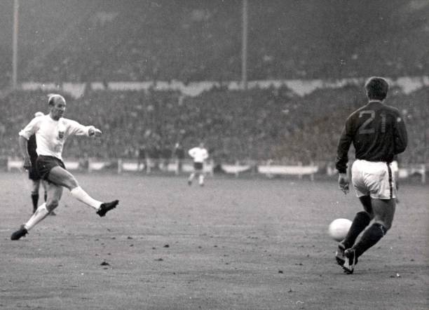 亚洲区世界杯预选赛：小组第二积分榜及出线前景预测