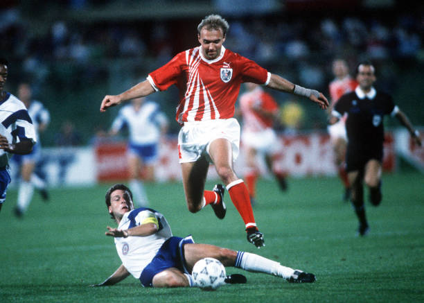 卡夫卡的世界杯直播平台网站推荐:现代人的异化与孤独