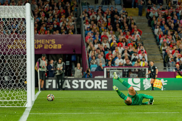 角色深度解读：世界杯直播在线观看免费乒乓球中的友情与竞争